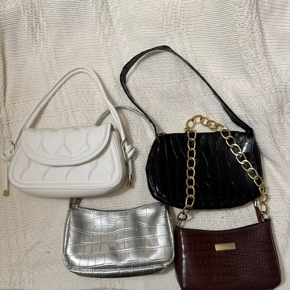 Shoulder bag bundle